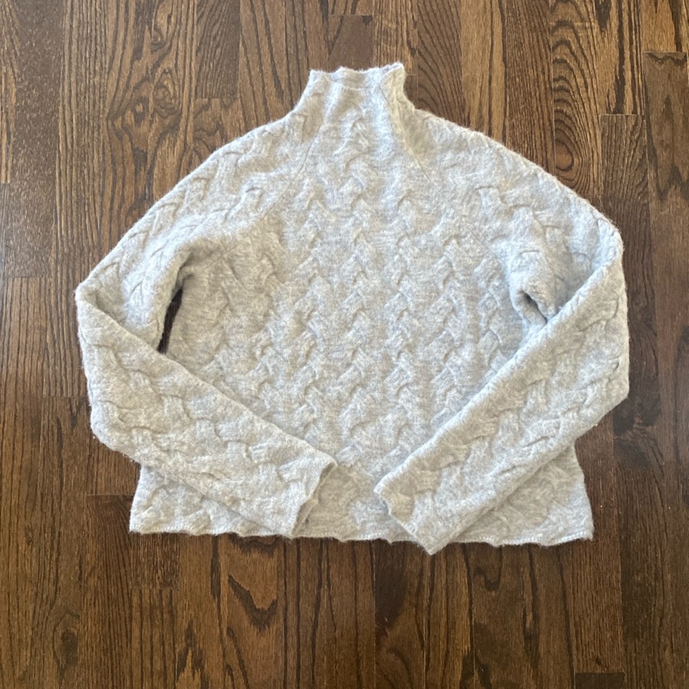 Like New Sweater